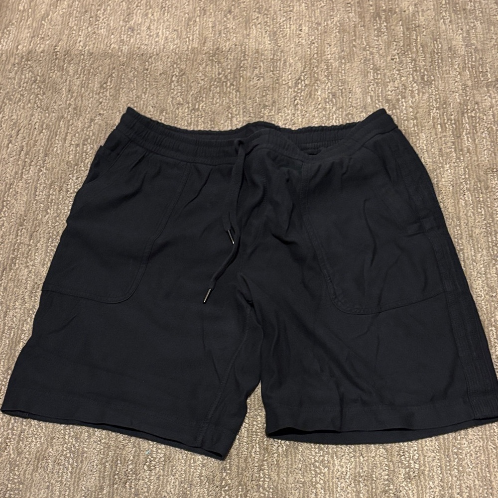 Athleta Womens Black Athletic Cargo Shorts